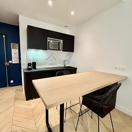 Marais Sentier Apartment